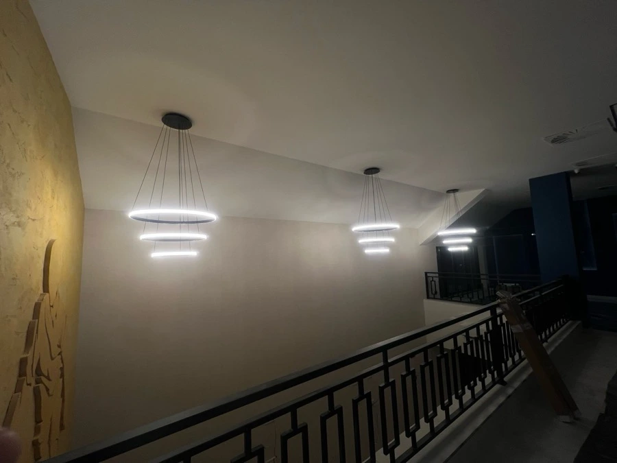 Luster plafon osvetljenje